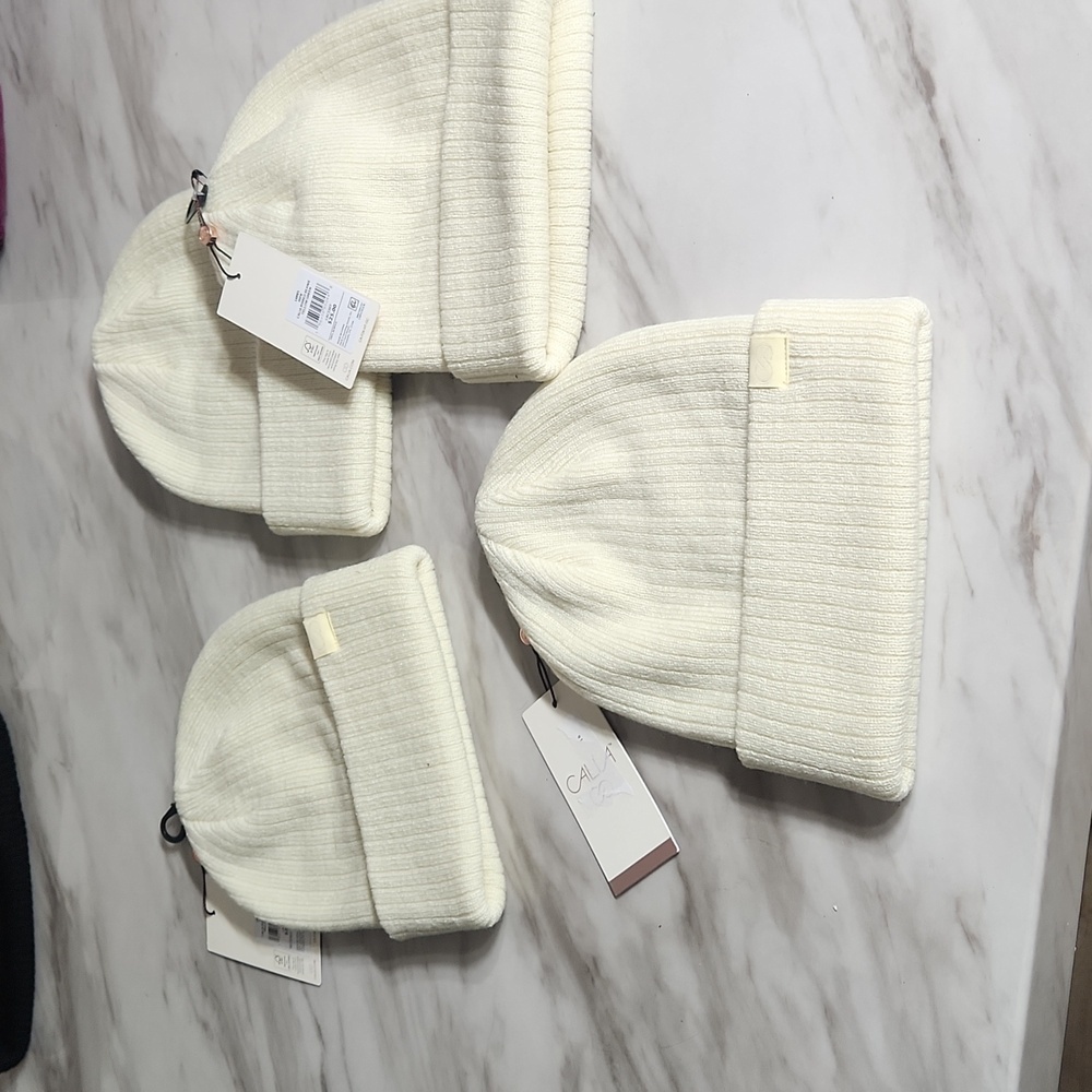 Calia ribbed beanie off white or lighting yellow maybe 🤔 💛  NWT - Picture 5 of 5